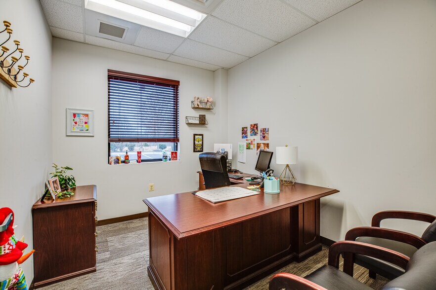 More Photos Of 2050 Gordon W Shelton Blvd, Fredericksburg Office For Lease