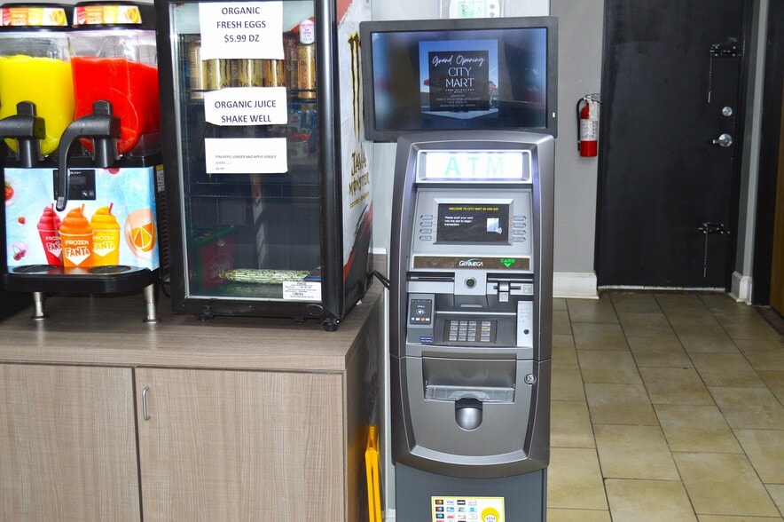 More Photos Of 341 S Main St, Bishopville Service Station For Sale