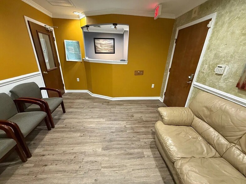 More Photos Of 4255 US Highway 9, Freehold Medical For Sale