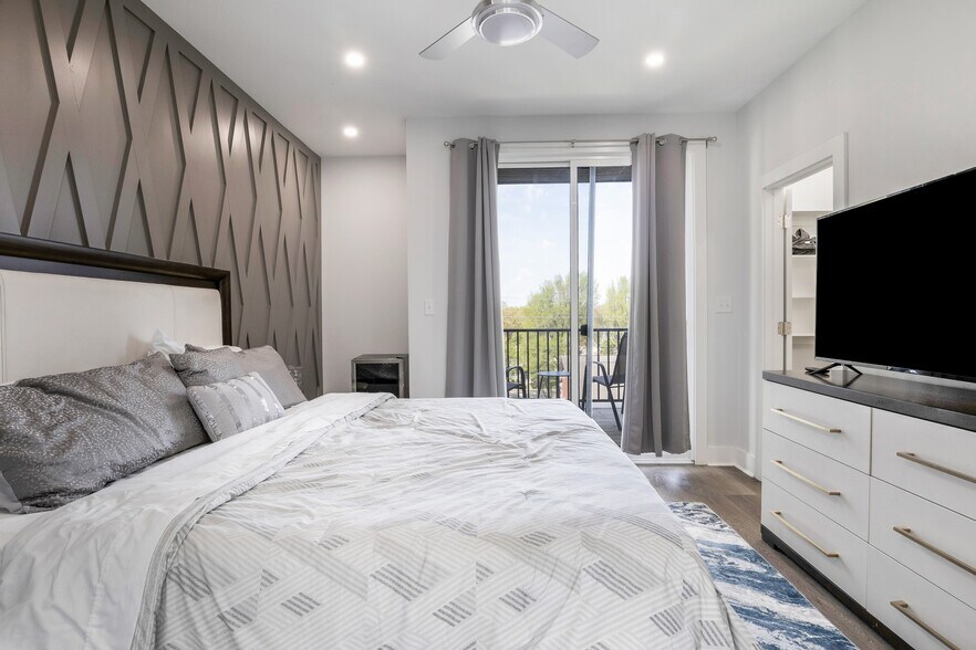 More Photos Of 2226-2232 Central Ave, Indianapolis Apartments For Sale