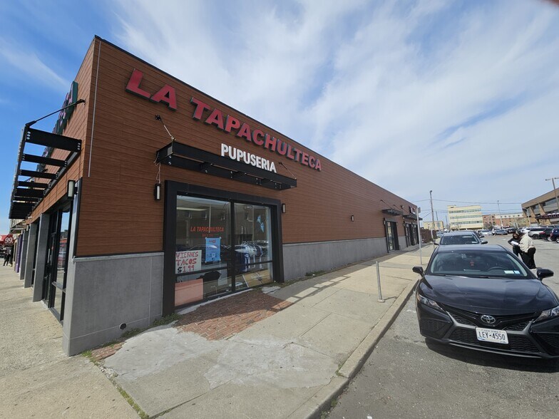 More Photos Of 255 Fulton Ave, Hempstead Storefront For Sale