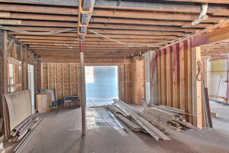 More Photos Of 130 Main St, Winchester Apartments For Sale