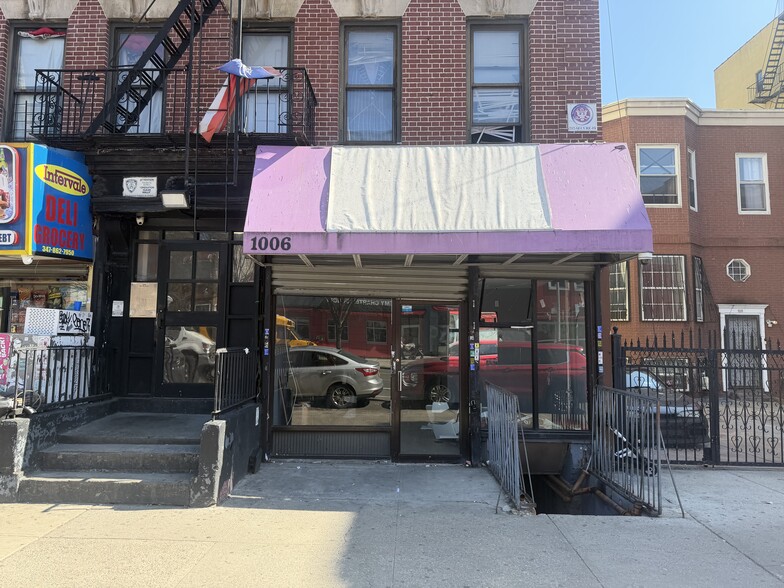 Primary Photo Of 1006 Intervale Ave, Bronx Storefront Retail Residential For Lease