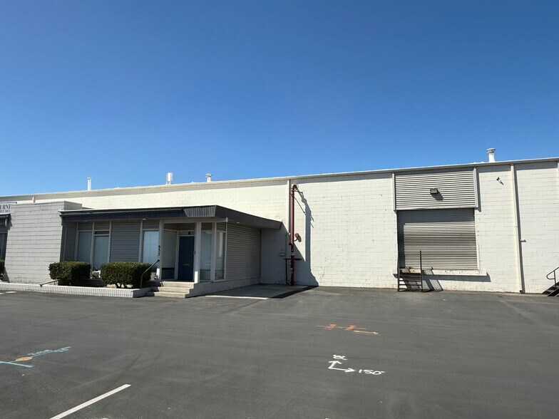 More Photos Of 943-959 Vernon Way, El Cajon Unknown For Lease
