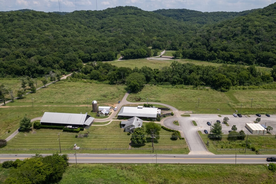 More Photos Of 4125 Whites Creek Pike, Whites Creek Unknown For Lease