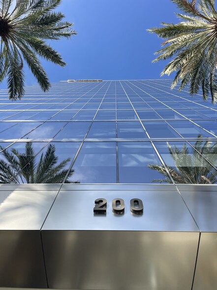 More Photos Of 200 Spectrum Center Dr, Irvine Office For Lease