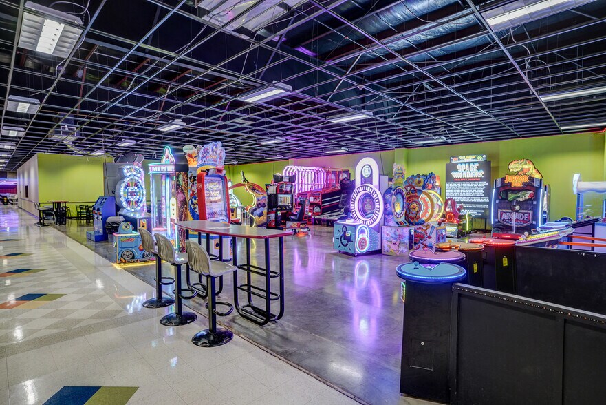 More Photos Of 111 Old Orchard Rd, Bonne Terre Amusement Park For Sale