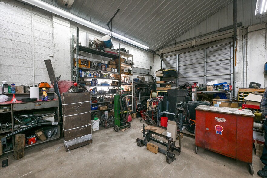 More Photos Of 5011 State Highway 13/34 Hwy, Wisconsin Rapids Storefront For Sale