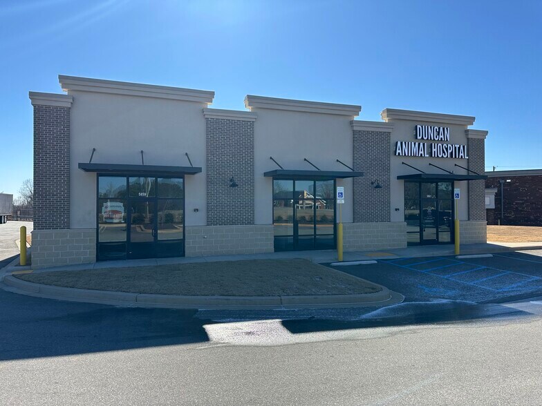 More Photos Of 00 Reidville Road, Moore Storefront For Lease