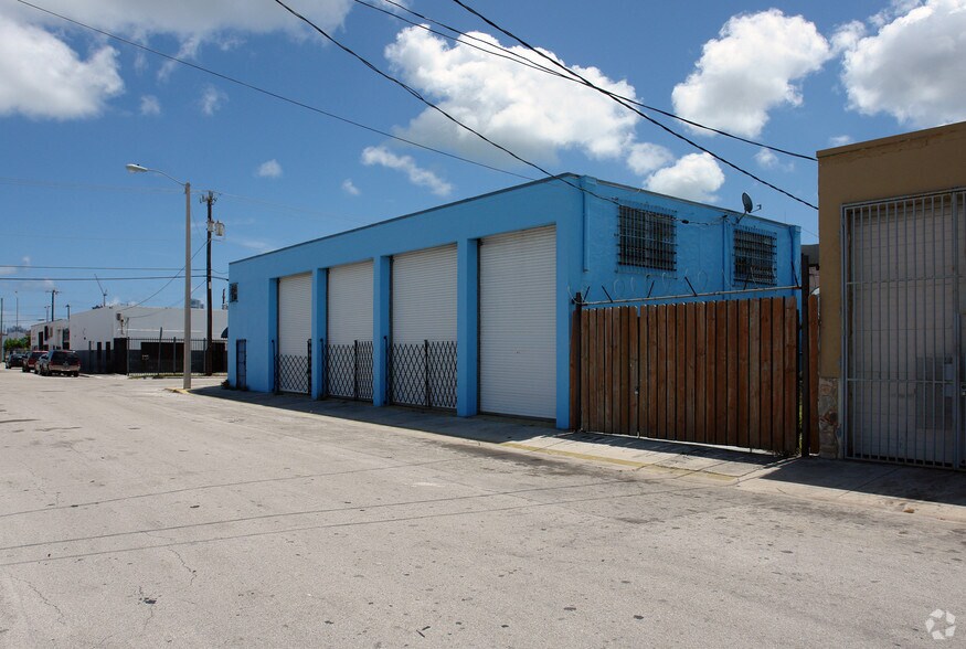 More Photos Of 748 NW 24th St, Miami Warehouse For Sale