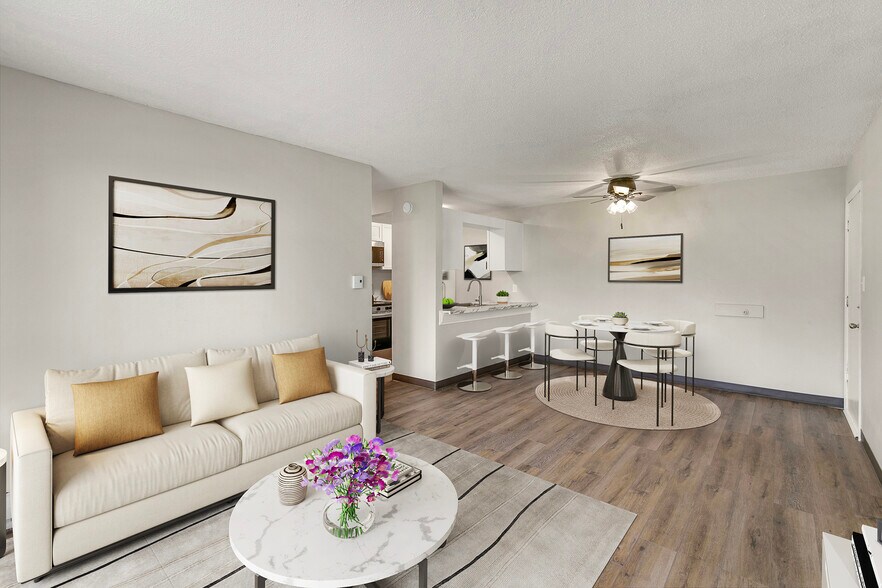 More Photos Of 100-112 5th Ave NW, Altoona Apartments For Sale