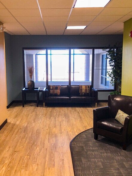 More Photos Of 330 Pelham Rd, Greenville Medical For Lease