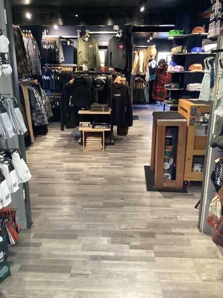 More Photos Of 3542 Lake Tahoe Blvd, South Lake Tahoe Restaurant For Sale