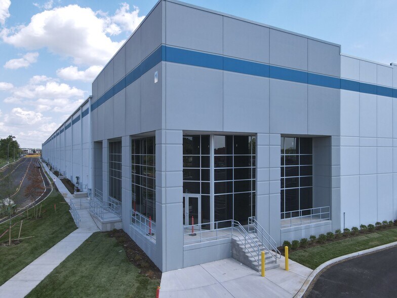 More Photos Of 1500 E 2nd St, Eddystone Warehouse For Lease