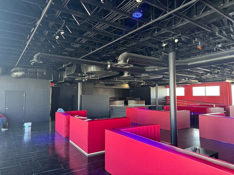 More Photos Of 1405 E Sunset Rd, Las Vegas Restaurant For Lease