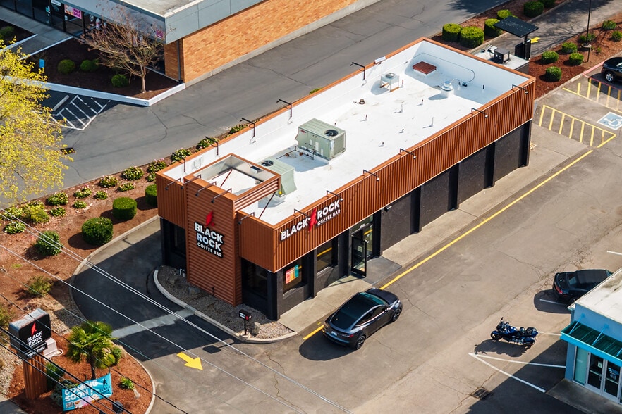 More Photos Of 3340 SW Cedar Hills Blvd, Beaverton Restaurant For Sale