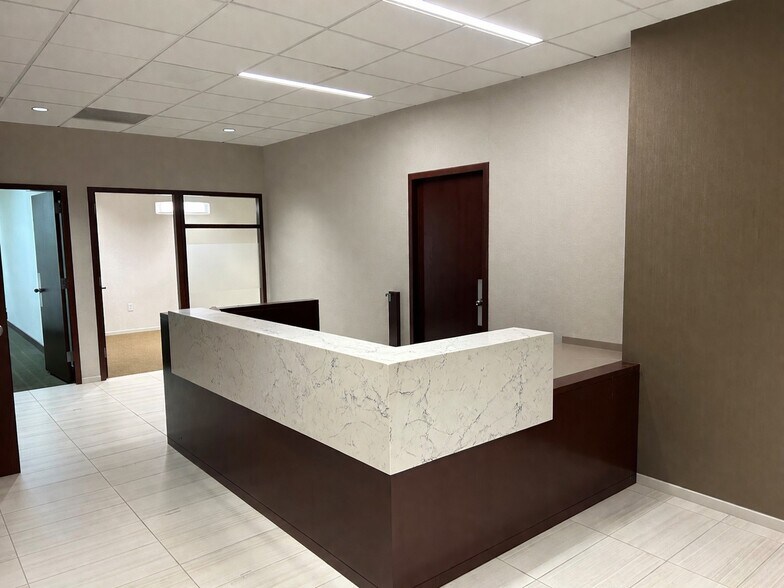 More Photos Of 165 Township Line Rd, Jenkintown Office For Lease