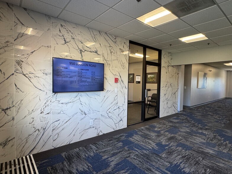 More Photos Of 950 New Loudon Rd, Latham Office For Lease