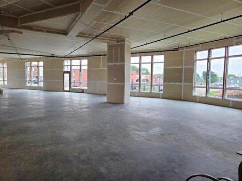 More Photos Of 120 Twin Steeples Cir NE, Dyersville General Retail For Lease