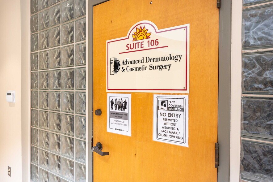 More Photos Of 6719 Gall Blvd, Zephyrhills Medical For Sale