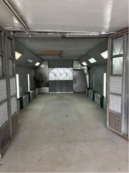 More Photos Of 15 Main St, East Brunswick Freestanding For Lease