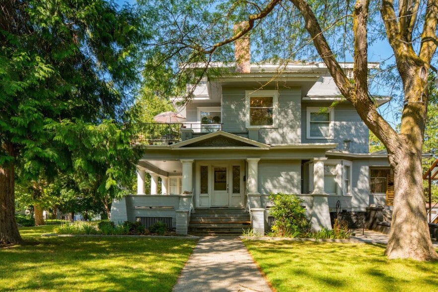 Primary Photo Of 1204 W 8th Ave, Spokane Apartments For Sale