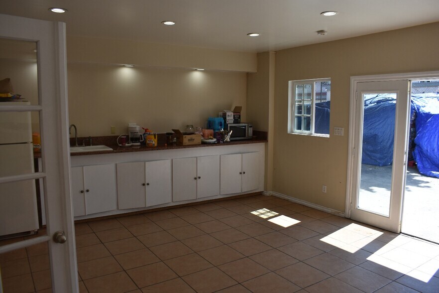 More Photos Of 1150 E Compton Blvd, Compton Auto Repair For Sale