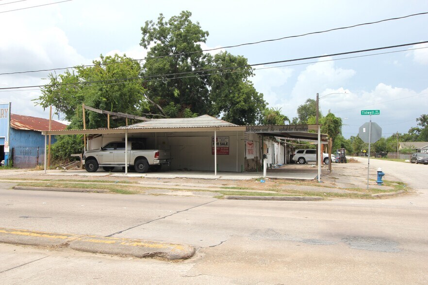 More Photos Of 2405 Tidwell Rd, Houston Freestanding For Sale