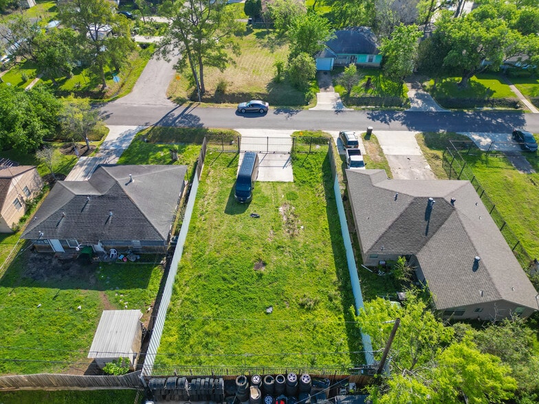 More Photos Of 3222 Jarvis St, Houston Land For Sale