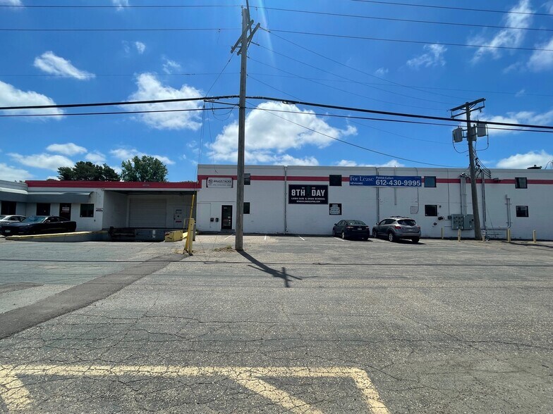 More Photos Of 1430 County Road C W, Roseville Warehouse For Sale