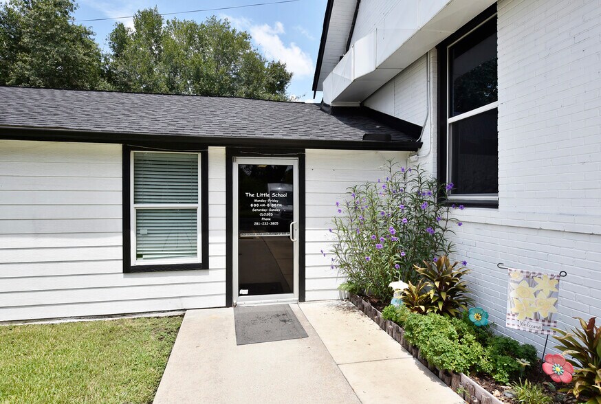 More Photos Of 1220 Mulcahy St, Rosenberg Religious Facility For Sale