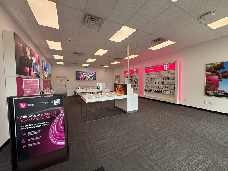 More Photos Of 116 Kingston Dr, Daleville Freestanding For Lease