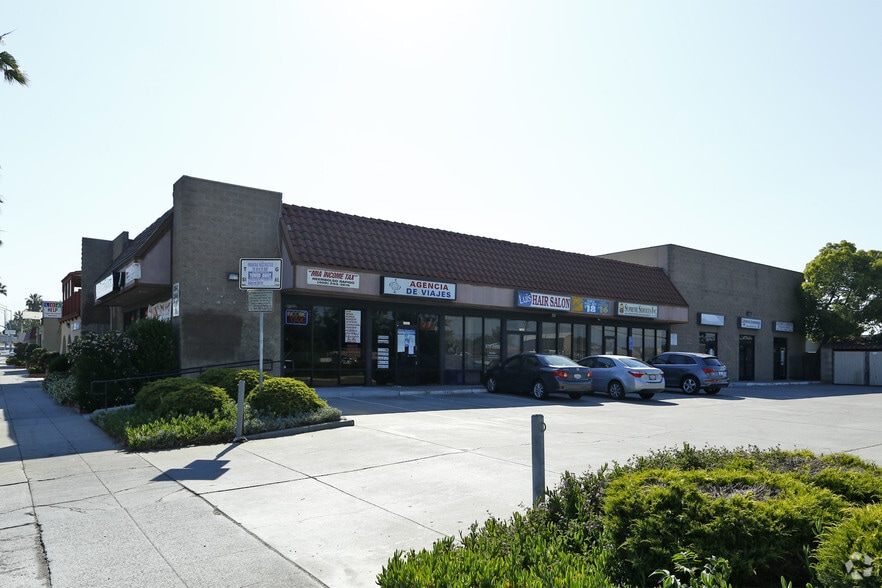Primary Photo Of 1364-1370 E Santa Clara St, San Jose Storefront Retail Office For Lease