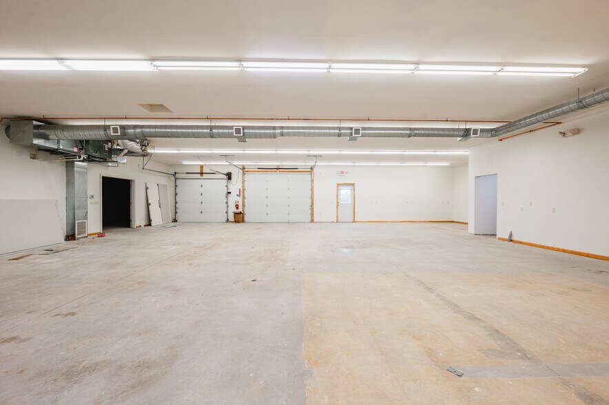 More Photos Of 373 280th St, Osceola Industrial For Lease