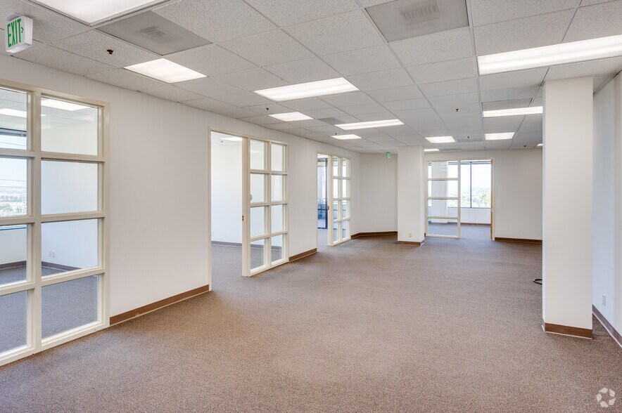 More Photos Of 3111 N Tustin Ave, Orange Office For Lease