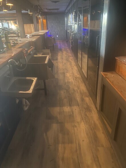 More Photos Of 3746 Mount Pleasant Rd, Sherrills Ford Restaurant For Sale