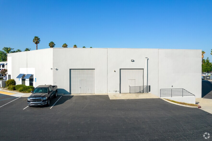More Photos Of 1525 3rd St, Riverside Warehouse For Lease