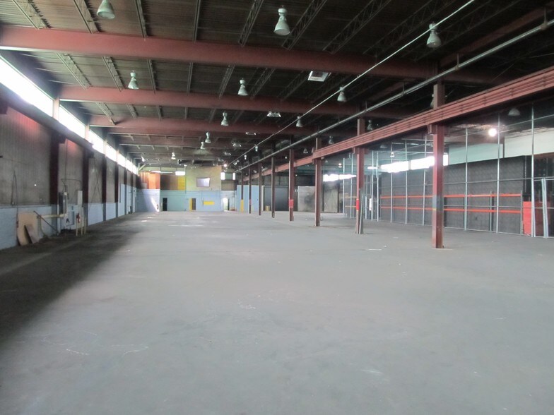 More Photos Of 5 Canale Dr, Egg Harbor Township Manufacturing For Lease