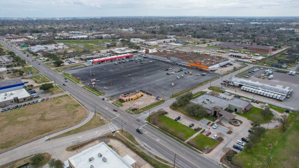 More Photos Of 3297 College St, Beaumont Fast Food For Sale