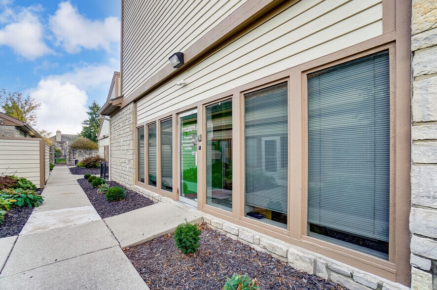 More Photos Of 5900-5920 Cromdale Dr, Dublin Daycare Center For Sale