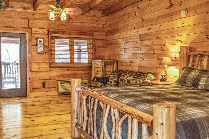 More Photos Of , Tellico Plains Unknown For Sale