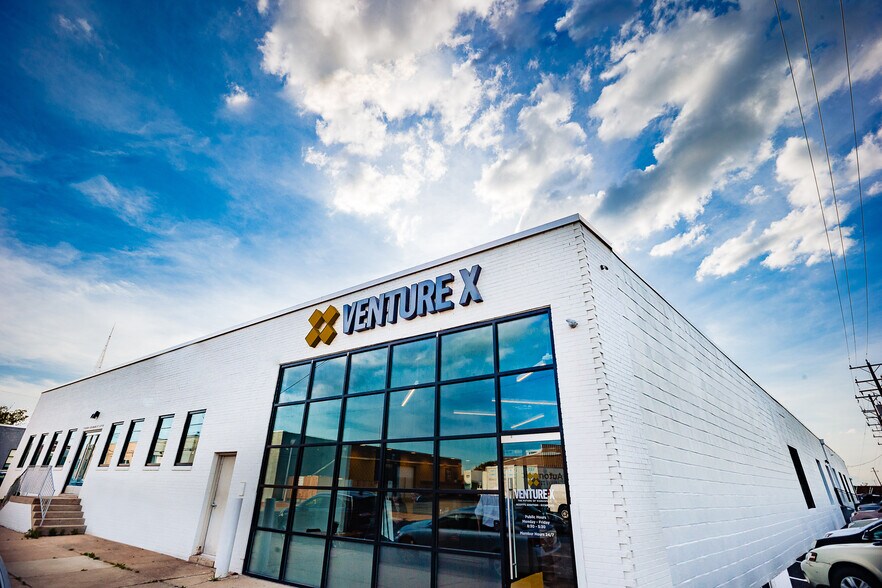 More Photos Of 1806 Summit Ave, Richmond Coworking Space