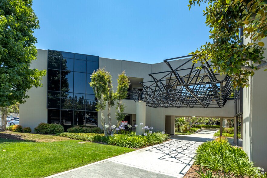 More Photos Of 3914 Murphy Canyon, San Diego Unknown For Lease