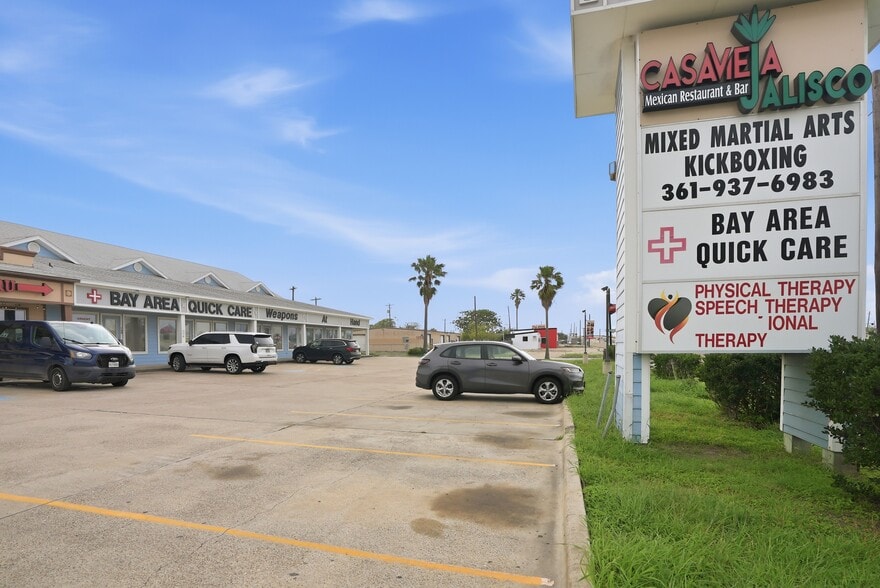 More Photos Of 9929 S Padre Island Dr, Corpus Christi Storefront For Sale