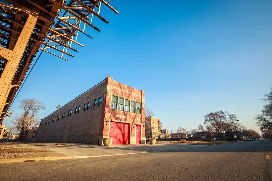 More Photos Of 4007 S Wabash Ave, Chicago Office For Sale