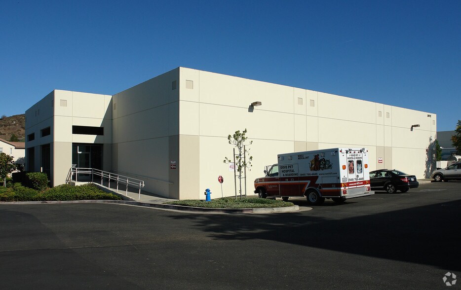 More Photos Of 29772 Avenida De Las Banderas, Rancho Santa Margarita Warehouse For Lease