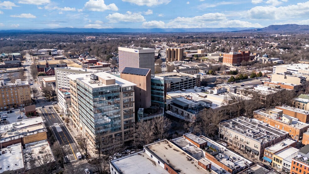 More Photos Of 103 N Main St, Greenville Office For Lease