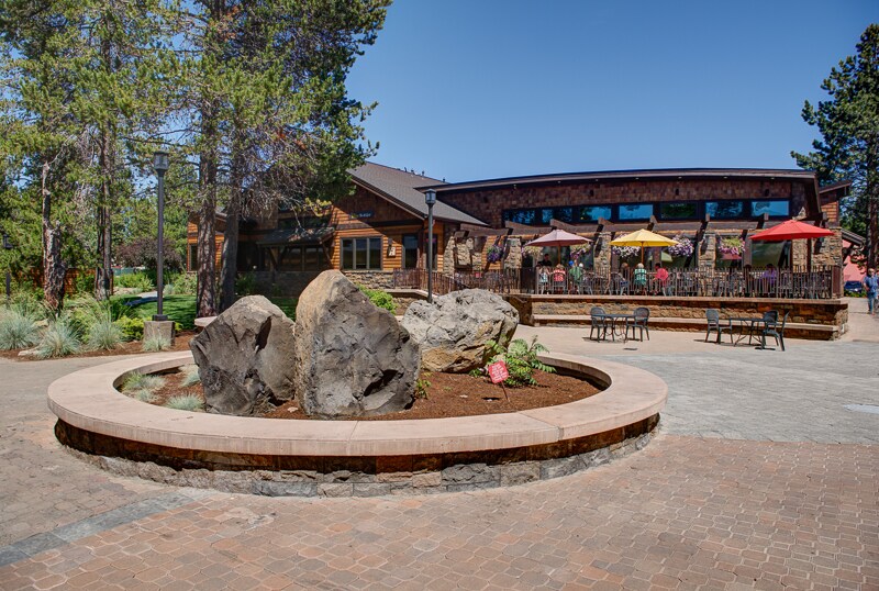 More Photos Of 57100 Beaver Dr, Sunriver Unknown For Lease