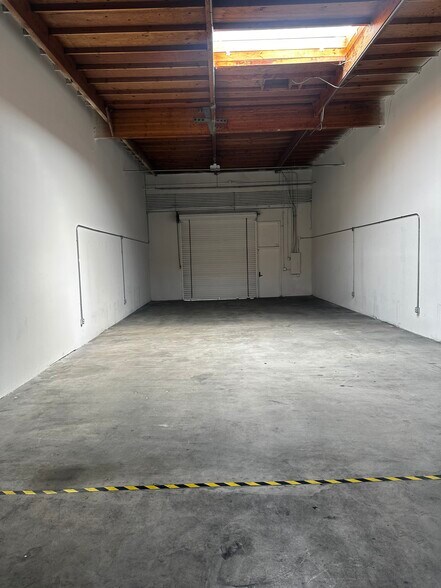 More Photos Of 2600 Temple Heights Dr, Oceanside Manufacturing For Lease