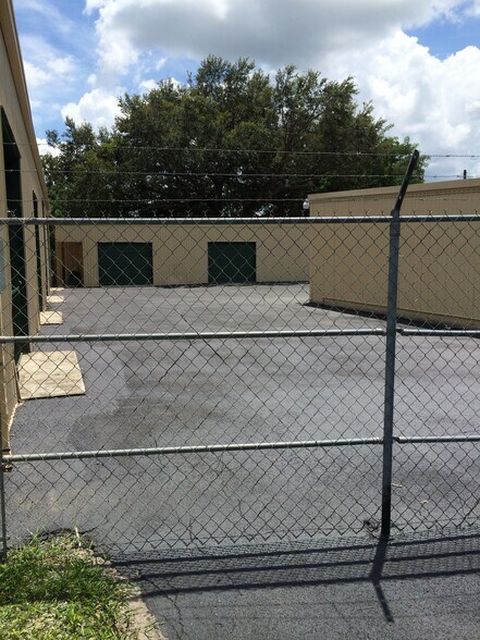 More Photos Of 3408 Avenue W NW, Winter Haven Warehouse For Lease